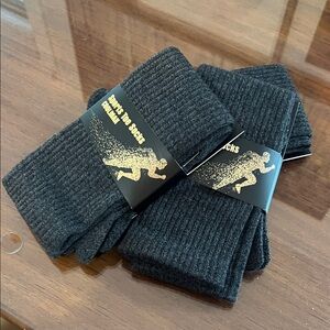 AO Magic Charcoal Sport Toe Socks. Size S fits US Women 5-8.5 or US Men 4-7.